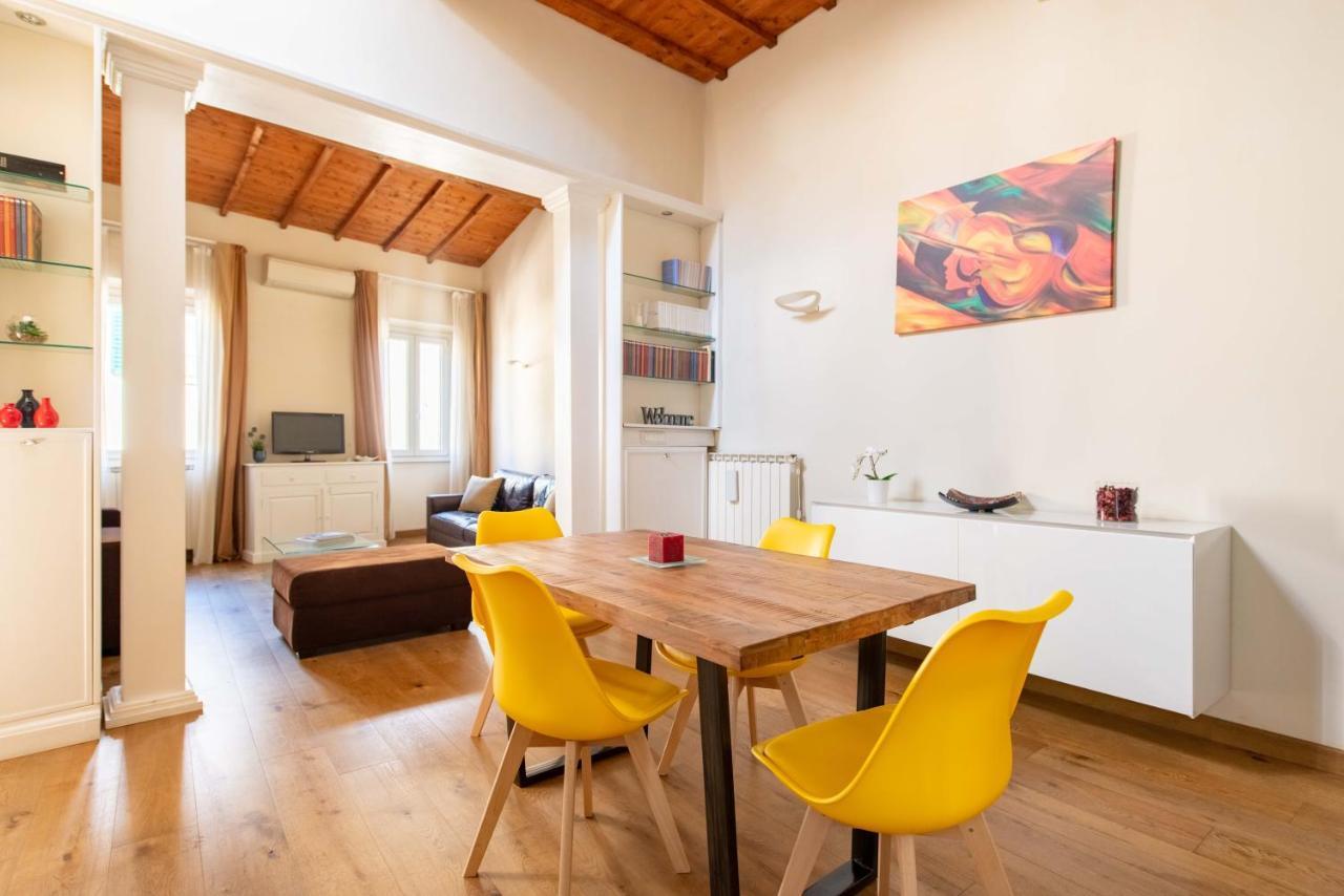 Modern, Bright Near Boboli Gardens & Santo Spirito - Homeunity Флоренция Экстерьер фото