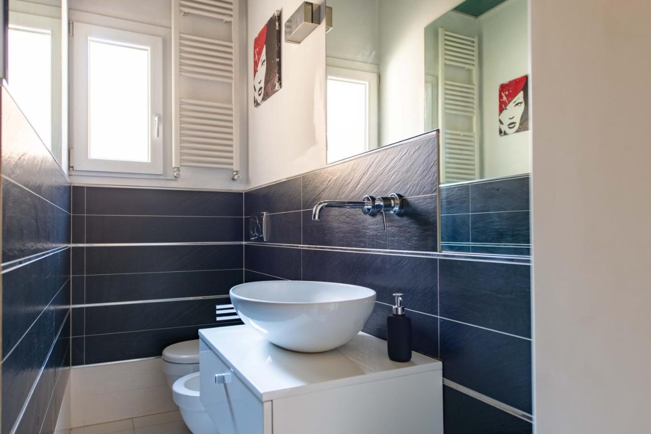 Modern, Bright Near Boboli Gardens & Santo Spirito - Homeunity Флоренция Экстерьер фото